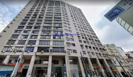 Conjunto Comercial 100m², 03 salas e 02 banheiros.  Condomínio com recepção e segurança 24hrs.  Excelente localização á 3 minutos.