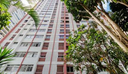 Apartamento 91.43m², 02 dormitórios, 02 banheiros e 01 vaga na garagem.  Condomínio com portaria , área verde, salão de festa, playground  e academia.