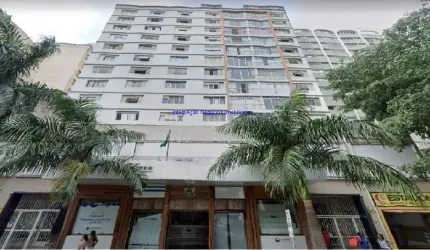 Apartamento 71m² 2 dormitórios, 2 banheiros. Sala ampla, cozinha em L, área de serviço com armário embutido, 2 entradas sendo uma social