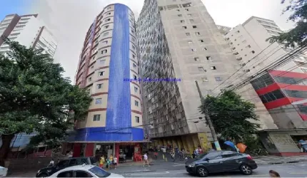 Condomínio com seguranã e portaria 24hs.  Excelente localização, a 9 minutos andando para a estação do metrô Higienópolis-Mackenzie;