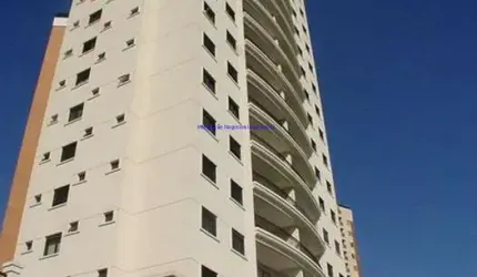 Condomínio com Segurança, Portaria, Churrasqueira, Playground, Piscina, Quadra, Academia, Salão de festas e Salão de jogos.  Excelente localização