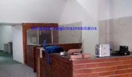 Prédio comercial 350m²,  04 dormitórios/sala e 03 banheiros. Excelente localização, a 10 minutos a pé até a estação de metrô.