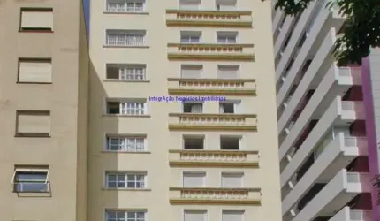 Condomínio com portaria e segurança 24h.  Excelente localização, a 500m do Metro Consolação (linha verde) e Metro Paulista (linha amarela),