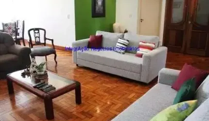 Condominio com portaria e segurança.   Excelente localização, próximo a rua Doutor Homem de Melo.