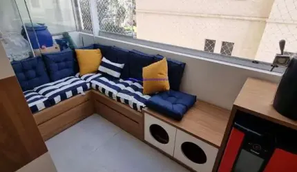 Apartamento MOBILIADO 67m², 01 dormitório, 02 banheiros e 01 vaga na garagem.