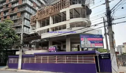 Loja 194,83m² com 02 banheiros; (Fotos Ilustrativas, Previsão de entrega para Julho/2024).  Excelente localização á 5 minutos andando para a estação