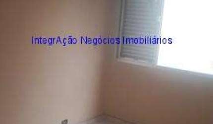 Condomínio com portaria e segurança.  Ótima localização 400 metros da estação de metrô Oscar Freire (6min a pé).