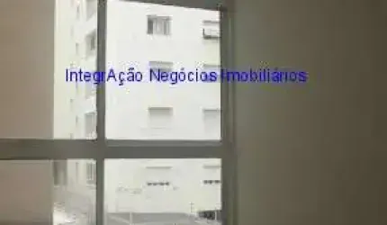 Conjunto comercial 79m²,  04 salas, 01 copa e 02 banheiros.  Condomínio com segurança e recepção.  Excelente localização,  entre as Alamedas  Itu, F