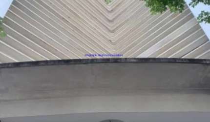 Conjunto comercial 110m² e 02 banheiros.  Condomínio com recepção e segurança.  Excelente localização entre as Ruas Martinho Prado e Martins Fontes