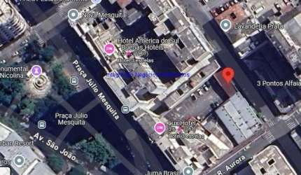 Terreno 767m².  Excelente localização, á 7 minutos andando para a estação do metrô Republica; Entre as Ruas Vitoria,  Aurora e Praça Júlio Mesquita.