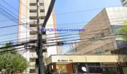 Apartamento 48m², 02 dormitórios, 01 banheiro e 01 vaga de garagem.  Condomínio com portaria, segurança, piscina e academia.  Excelente localização
