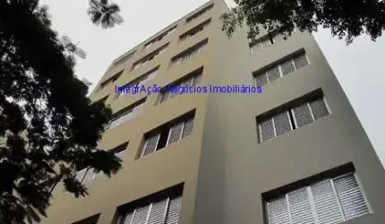 Apartamento 42m², 01 dormitório e 01 banheiro.  Condomínio com portaria e segurança.  Excelente localização, á 5 minutos andando para a estação