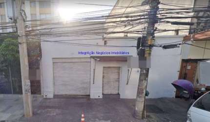 Loja 500m², 01 banheiro.  Excelente localização entre as Ruas Professor João Arruda, Monte Alegre e Alto das Perdizes; Próximo da estação do metrô