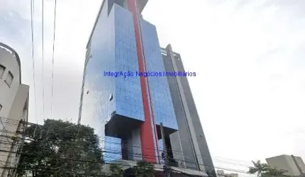 Conjunto Comercial 254,53m²,  02 banheiros e 07 vagas na garagem.  Condomínio com recepção e segurança.  Excelente localização entre as Ruas Brasília,