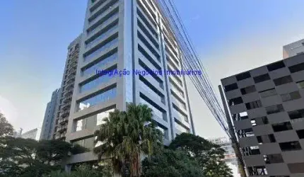 Prédio 5.135m², 10 banheiros e 16 vagas de garagem.   Excelente localização, a 4 minutos andando para a estação do metrô Trianon Masp; Entre as Ruas M