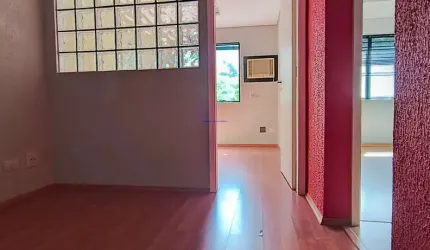 Conjunto Comercial 33m², 01 sala e 01 banheiro.  Condomínio com recepção e segurança.  Excelente localização á 3 minutos andando para a estação