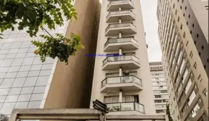 Apartamento 42m², 01 dormitório, 01 banheiro e 01 vaga na garagem.  Condomínio com portaria, segurança 24hrs, piscina e salão de festa.  Excelente loc