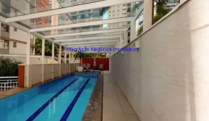 Apartamento DUPLEX MOBILIADO 45m², 01 dormitório, 01 banheiro e 01 vaga na garagem.    Condomínio com portaria 24hrs, piscina, salão de festa
