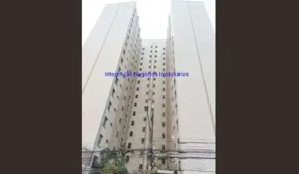 Condomínio com portaria 24hrs.  Excelente localização á 6 minutos andando para a estação do metrô Consolação e Avenida Paulista;