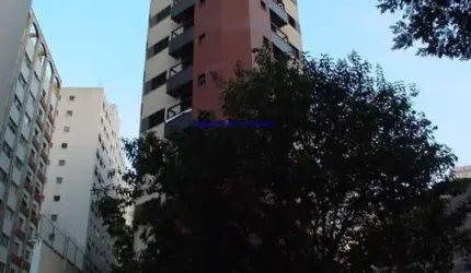 Apartamento 76m², 02 dormitórios (sendo 01 suíte), 02 banheiros e 02 vagas de garagem.   Condomínio com portaria, segurança, piscina, academia