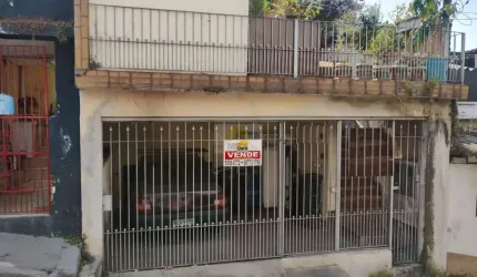 Casa Assobrada - 2 Dormitórios - Vila Moraes
