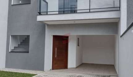 Casa com 3 quartos à venda na Rua Quênia, 179, Centro, Pinhais por R$ 780.000