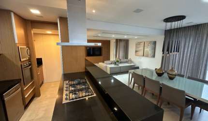 Cobertura face leste no Itacorubi com 248,51m², com piscina privativa