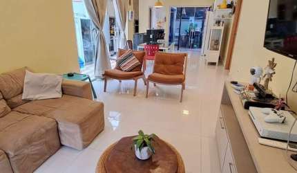 -COP 30 - CASA TÉRREA COM 3 SUÍTES NO RESIDENCIAL ARBRE! -ÁREA PRIVATIVA DE 130M². -02 VAGAS DE GARAGEM. -NASCENTE.
