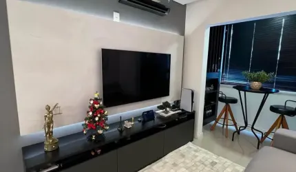 Apartamento 2 dormitórios mobiliado com suite.
