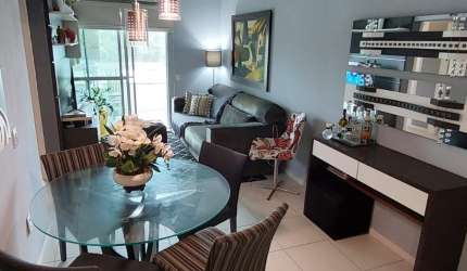 Apartamento 02 dormitorios c suíte em Canasvieiras