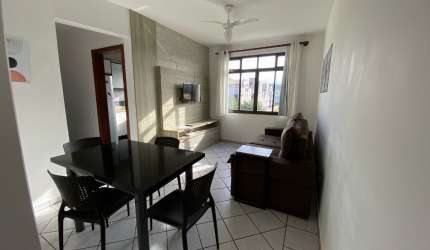 Apartamento 02 dormitórios 200 metros do mar !
