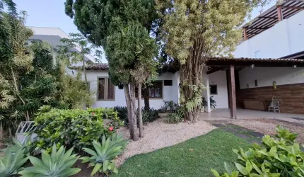 Maramar - Recreio - Alugo linda Casa linear Colonial com 4 suites e edicula funcional