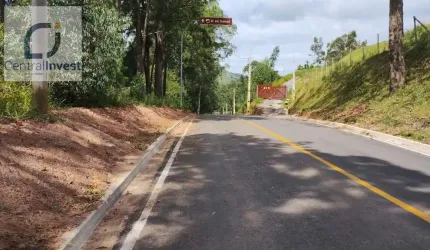 Terreno em São Roque 2.500 m²