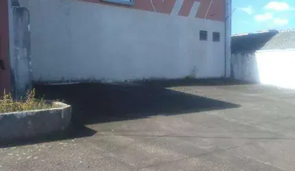 Barracão para alugar, 225 m² por R$ 6.500/mês - Fazendinha - Curitiba/PR