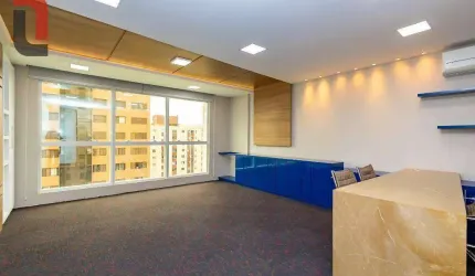 Sala comercial para alugar no Champagnat, ideal para seu escritório