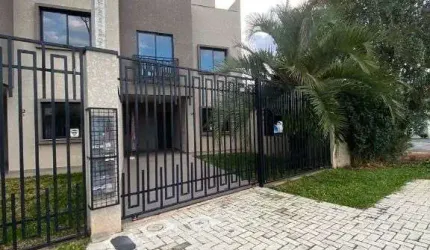 Sobrado com 3 quartos à venda, 158 m² por R$ 885.000 - Novo Mundo - Curitiba/PR