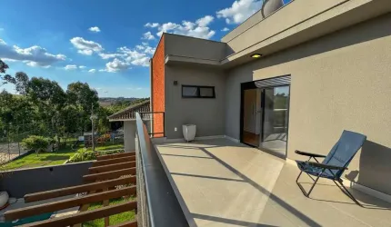 Sobrado com 3 dormitórios à venda, 240 m² por R$ 2.700.000,00 - Royal Forest - Londrina/PR