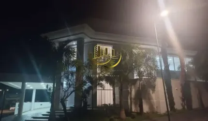 Casa em Condomínio de Alto Padrão na Vila Cordenonsi, Americana-SP  4 quartos, 3 suítes, 3 salas - Imperdível!