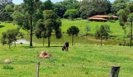 Sítio em Pardinho - Botucatu