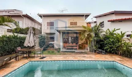 Casa para Venda em Santana de Parnaíba, Aldeia da Serra, 4 dormitórios, 1 suíte, 3 banheiros, 4 vagas