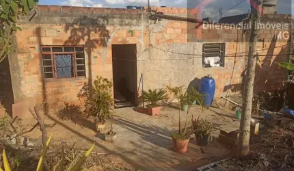 Casa para Venda em Contagem, Vila Renascer, 2 dormitórios, 1 banheiro
