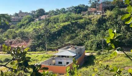 Casa para Venda em Esmeraldas, Recanto Verde 2, 6 dormitórios, 2 suítes, 4 banheiros, 2 vagas