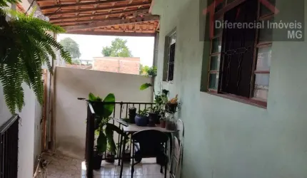 Casa para Venda em Contagem, Vila Renascer, 3 dormitórios, 1 banheiro, 3 vagas
