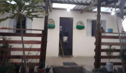 Casa para Venda em Contagem, Estaleiro 2, 2 dormitórios, 1 suíte, 1 banheiro