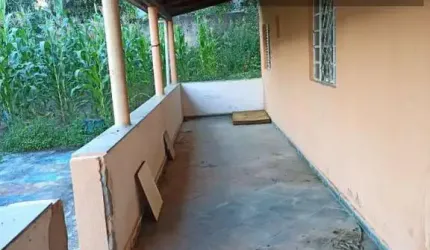Casa para Venda em Esmeraldas, Novo Retiro, 2 dormitórios, 1 suíte, 2 banheiros, 5 vagas