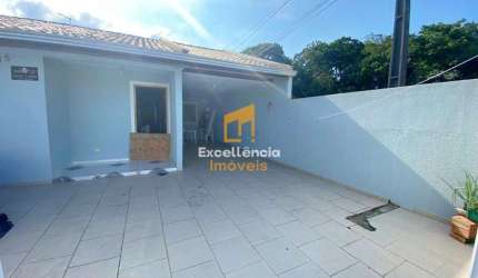 Casa individual no terreno perto do mar