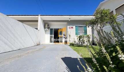 Casa com piscina na faixa do mar de Ipanema