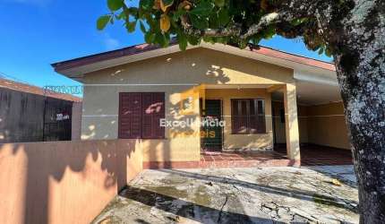 Duas casas a venda no centro de Matinhos