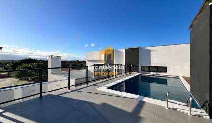 Apartamento com piscina próximo ao mar