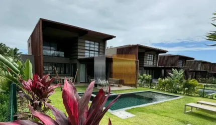 Casa de Alto Padrão em Flecheiras – Pé na Areia!